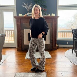 Meet your Posher, Candice